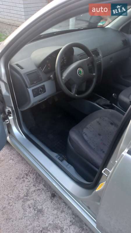 Универсал Skoda Fabia 2002 в Згуровке