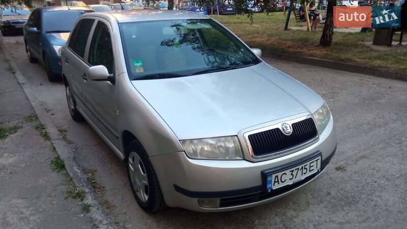 Хетчбек Skoda Fabia 2003 в Луцьку