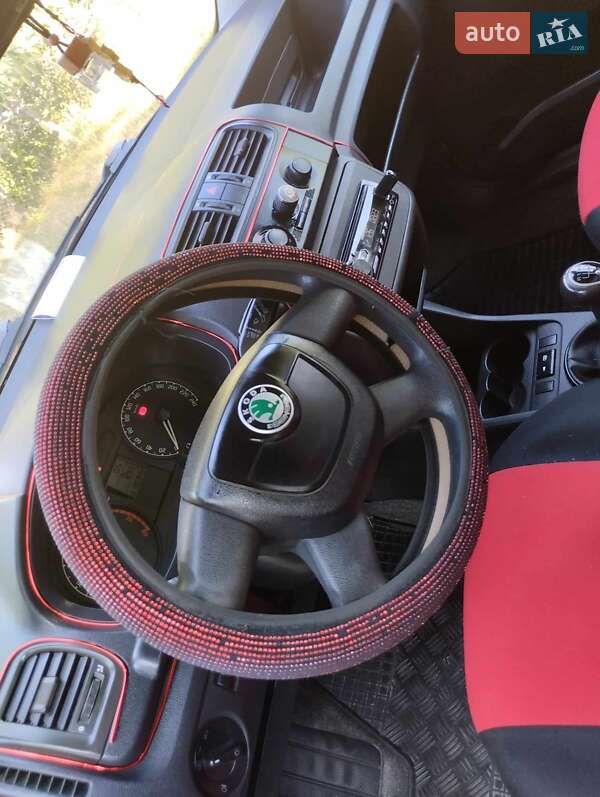 Хетчбек Skoda Fabia 2009 в Кам'янець-Подільському