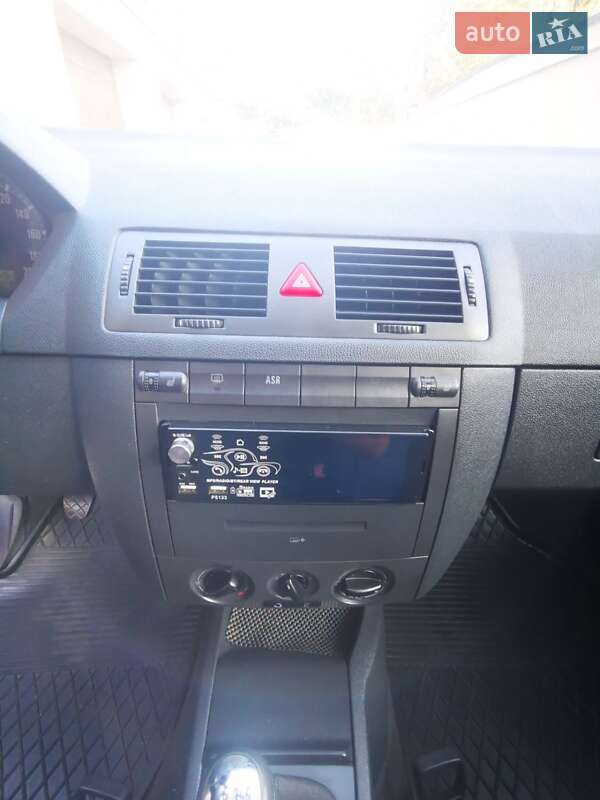 Универсал Skoda Fabia 2003 в Виннице