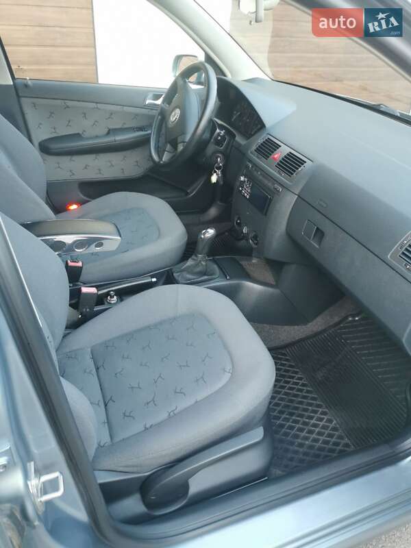 Универсал Skoda Fabia 2003 в Виннице