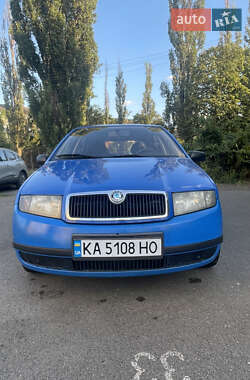 Хэтчбек Skoda Fabia 2002 в 