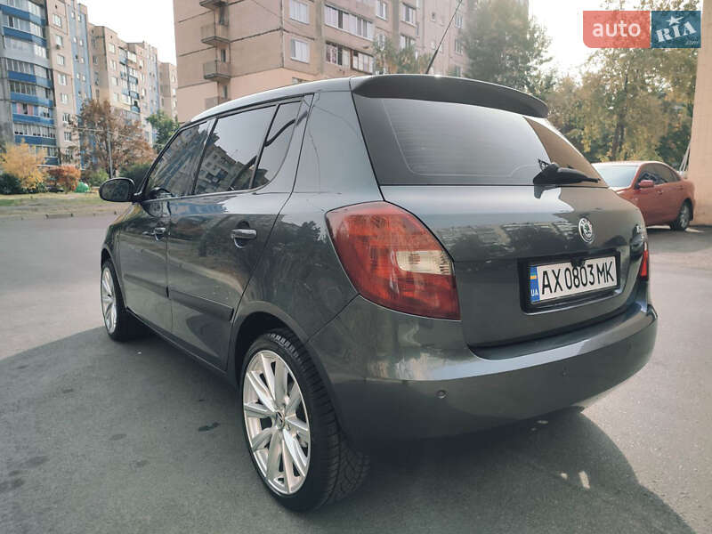 Хетчбек Skoda Fabia 2009 в Харкові