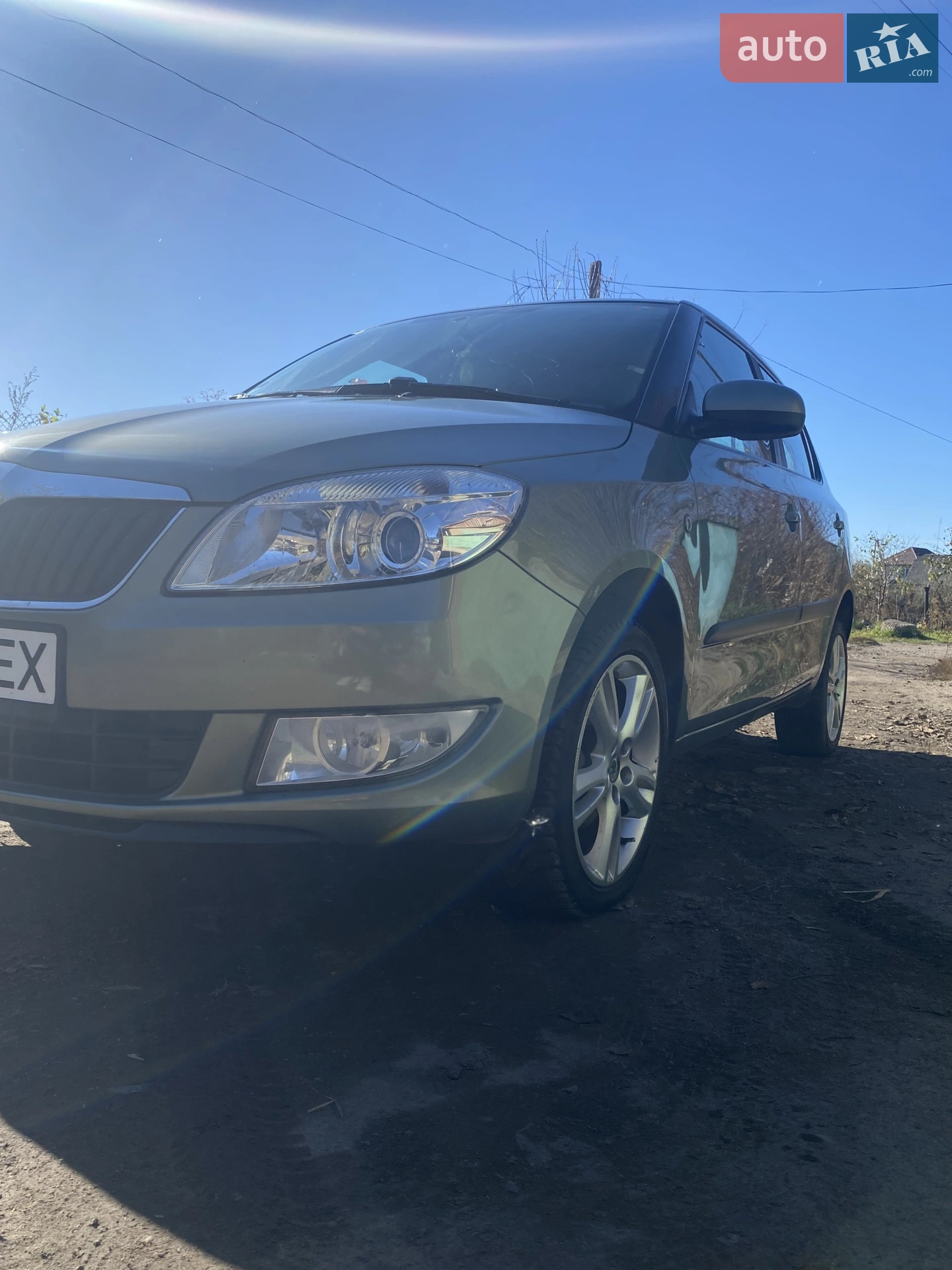 2010 Skoda Fabia - мініатюра 2