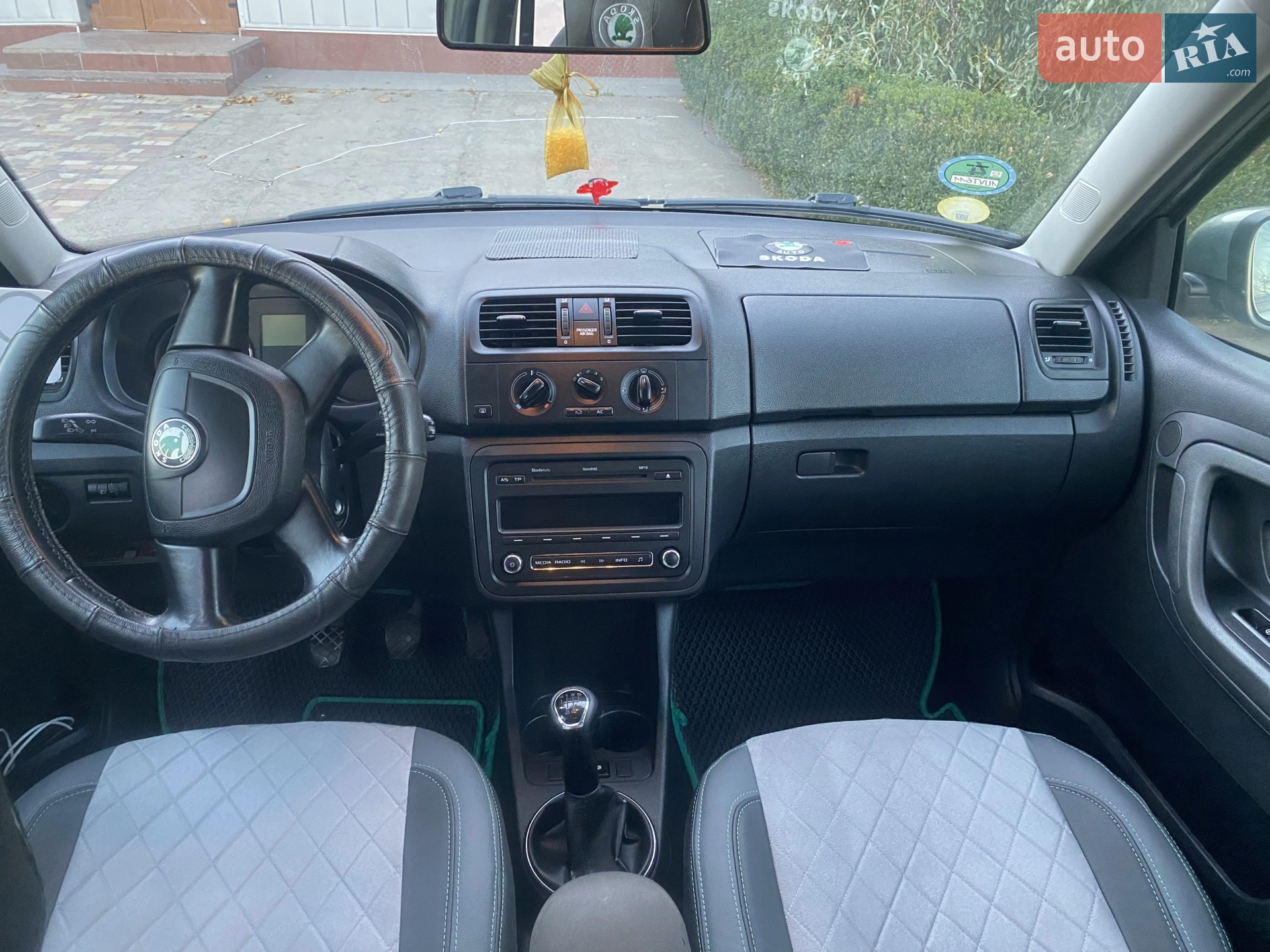 2010 Skoda Fabia - мініатюра 11