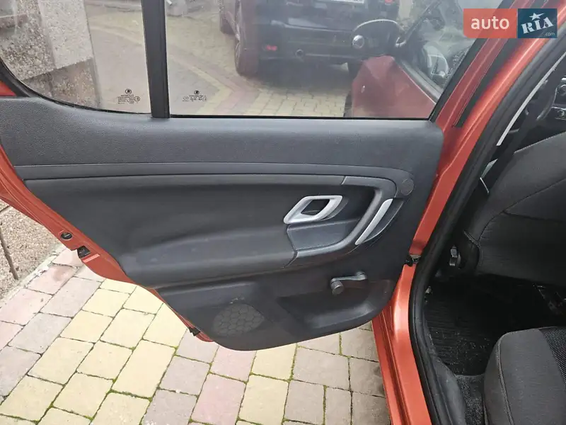 Skoda Fabia 2008 VIN TMBBC45J89B501065 фото оголошення 7 з 54