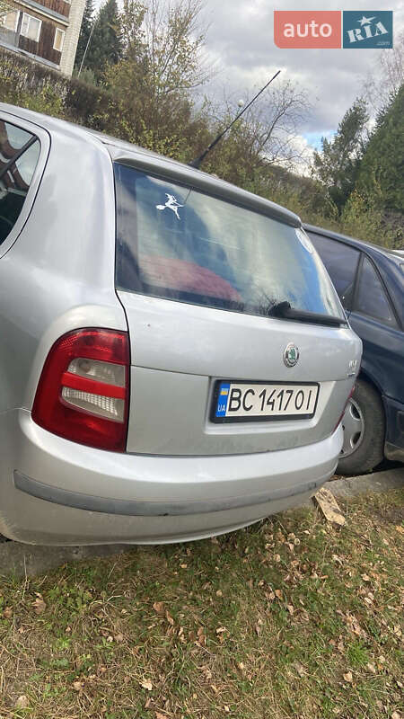 Хетчбек Skoda Fabia 2002 в Дрогобичі