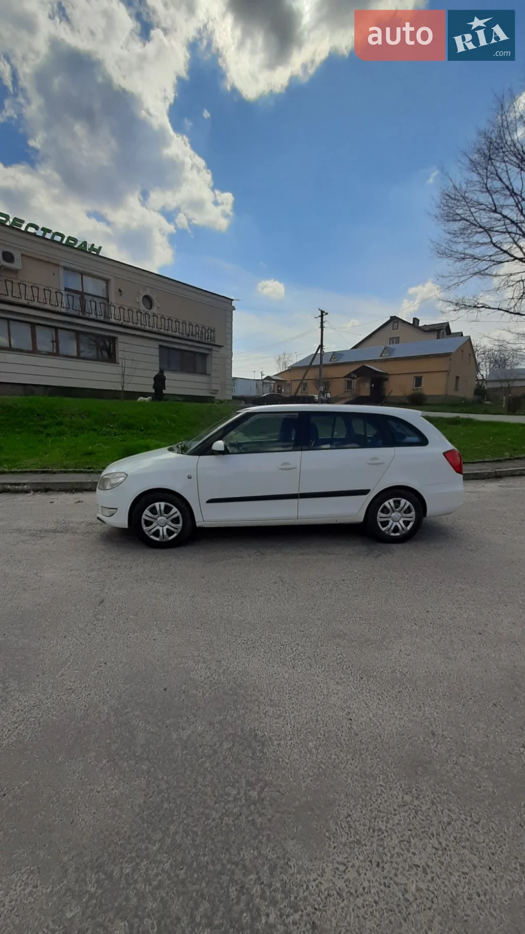 2010 Skoda Fabia - мініатюра 17