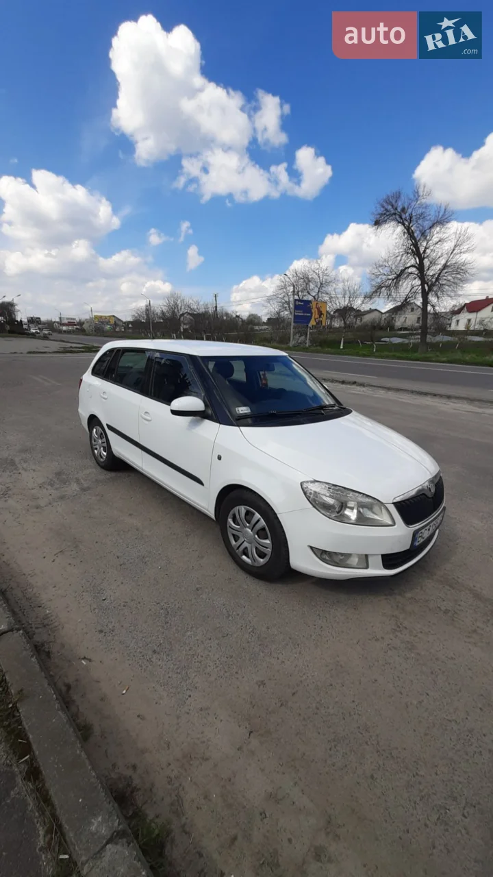 2011 Skoda Fabia - мініатюра 30