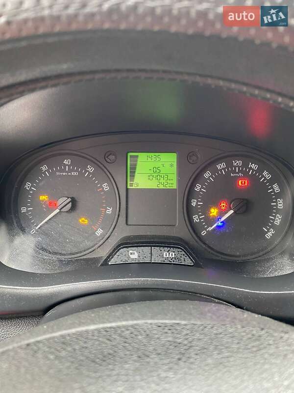 Хэтчбек Skoda Fabia 2010 в Коростене фото 8 Хэтчбек Skoda Fabia 2010 в Коростене