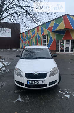 Хэтчбек Skoda Fabia 2008 в Днепре