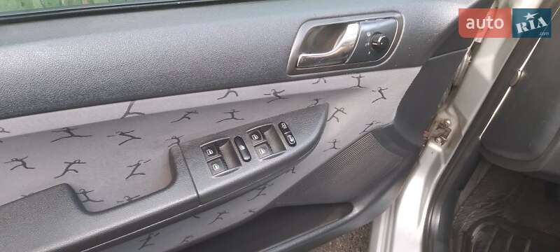 Універсал Skoda Fabia 2001 в Ніжині