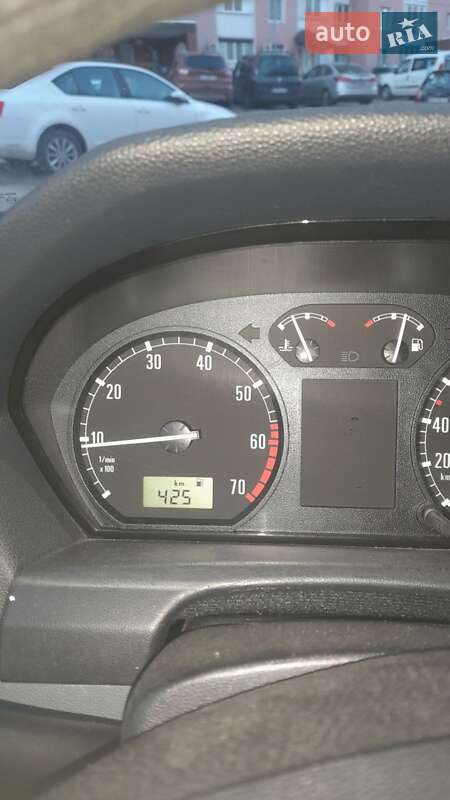 Седан Skoda Fabia 2001 в Киеве фото 5 Седан Skoda Fabia 2001 в Киеве