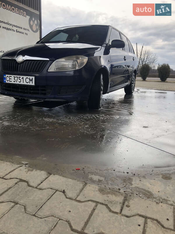 Универсал Skoda Fabia 2010 в Сторожинце