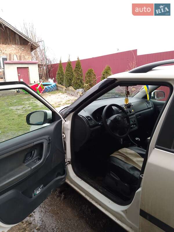 Універсал Skoda Fabia 2011 в Буську фото 5 Універсал Skoda Fabia 2011 в Буську