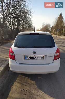 Универсал Skoda Fabia 2011 в Житомире