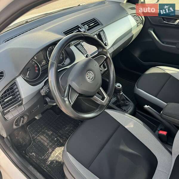 Універсал Skoda Fabia 2015 в Києві