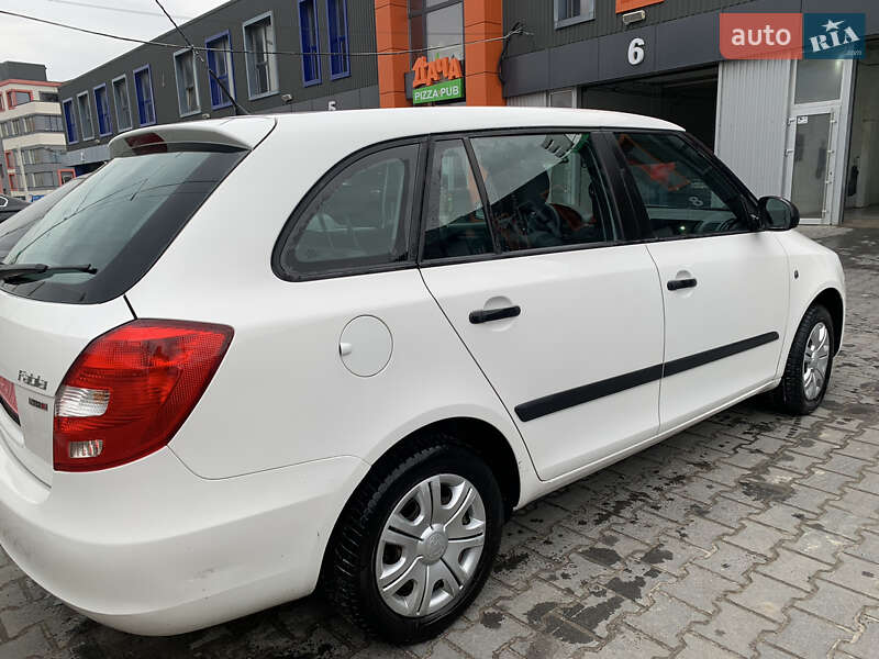 Универсал Skoda Fabia 2011 в Тернополе фото 8 Универсал Skoda Fabia 2011 в Тернополе