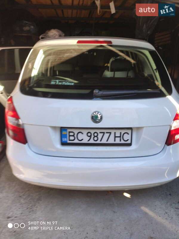 Універсал Skoda Fabia 2012 в Трускавці