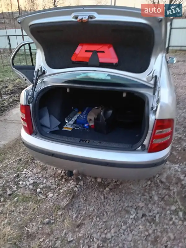 Skoda Fabia 2003 VIN TMBBD26Y333841934 фото оголошення 6 з 42
