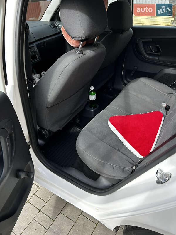 Універсал Skoda Fabia 2012 в Ужгороді