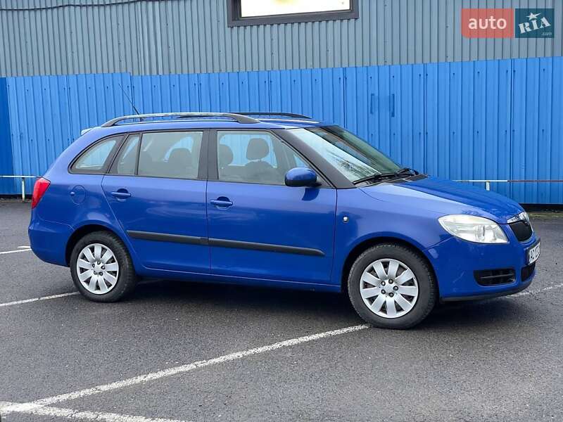 Універсал Skoda Fabia 2009 в Луцьку