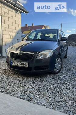 Хэтчбек Skoda Fabia 2009 в Золочеве