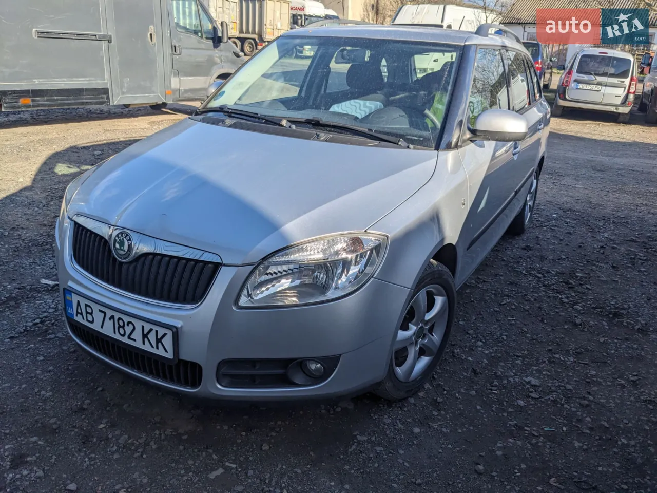 2010 Skoda Fabia - мініатюра 32