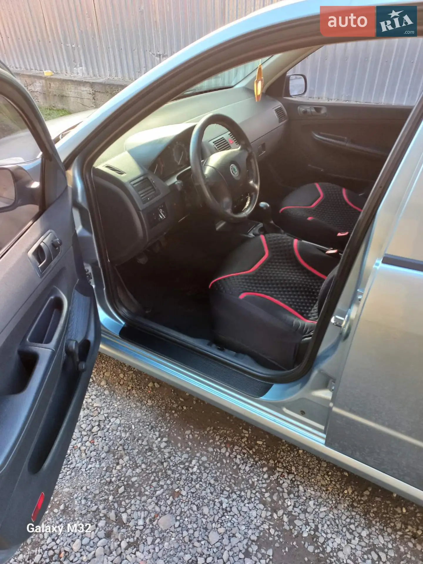 Skoda Fabia 2005 VIN TMBJY16Y95B036166 фото оголошення 4 з 8