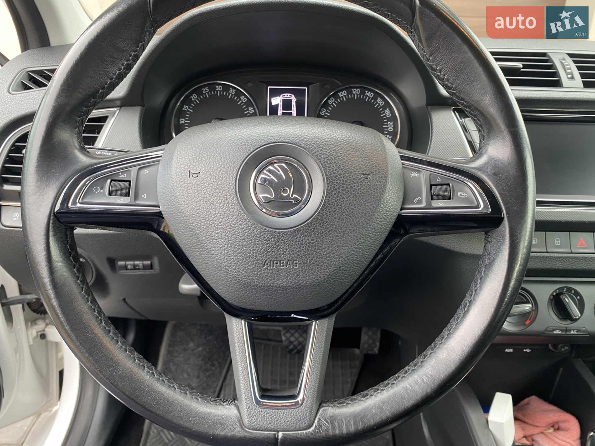 2016 Skoda Fabia - мініатюра 5