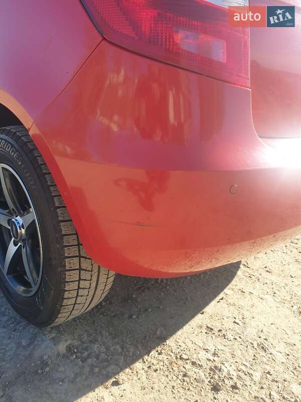 Хэтчбек Skoda Fabia 2011 в Черноморске