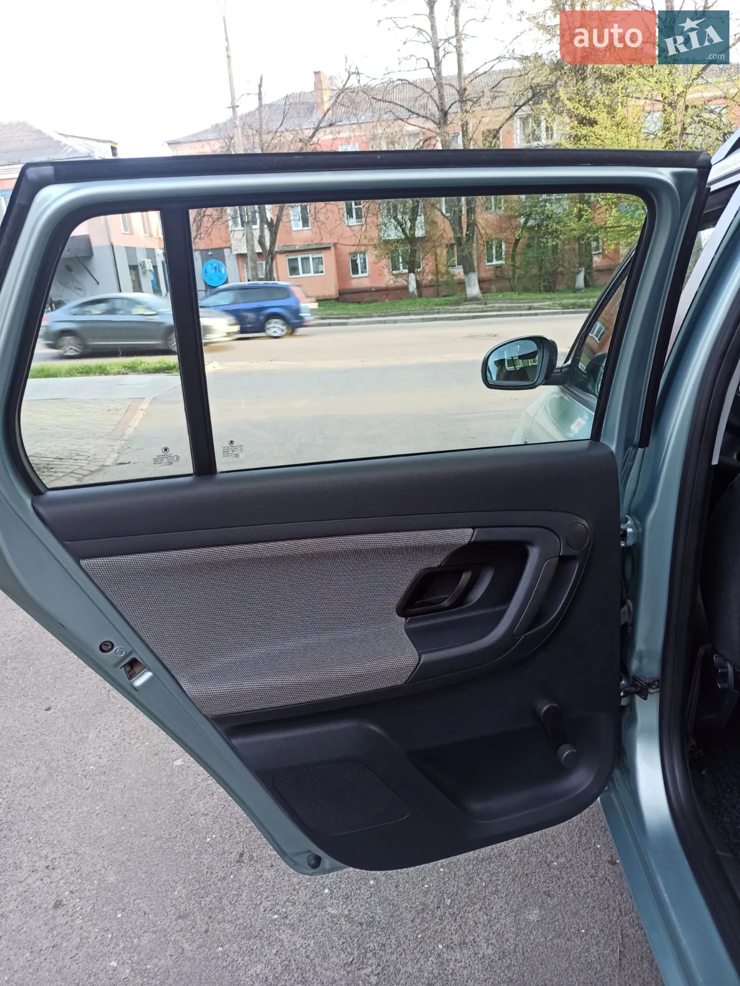 2010 Skoda Fabia - мініатюра 36