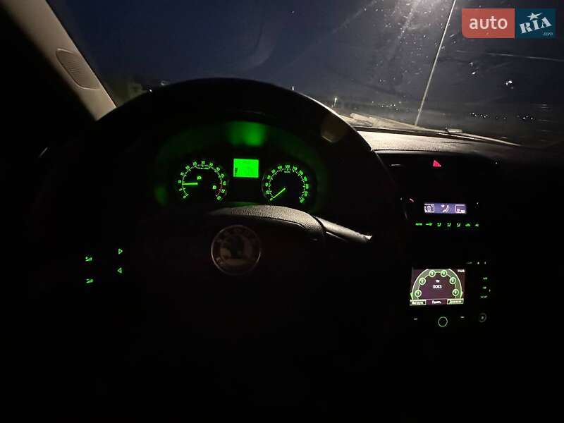 Універсал Skoda Fabia 2011 в Рівному