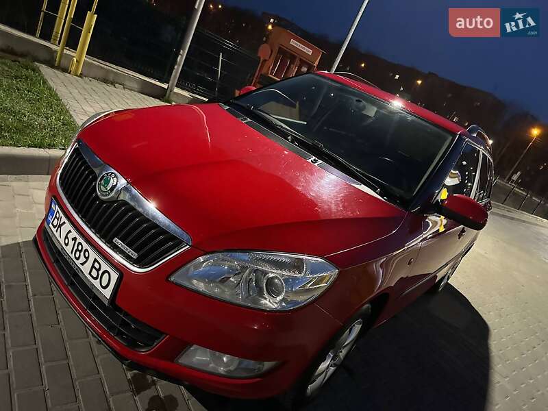 Універсал Skoda Fabia 2011 в Рівному