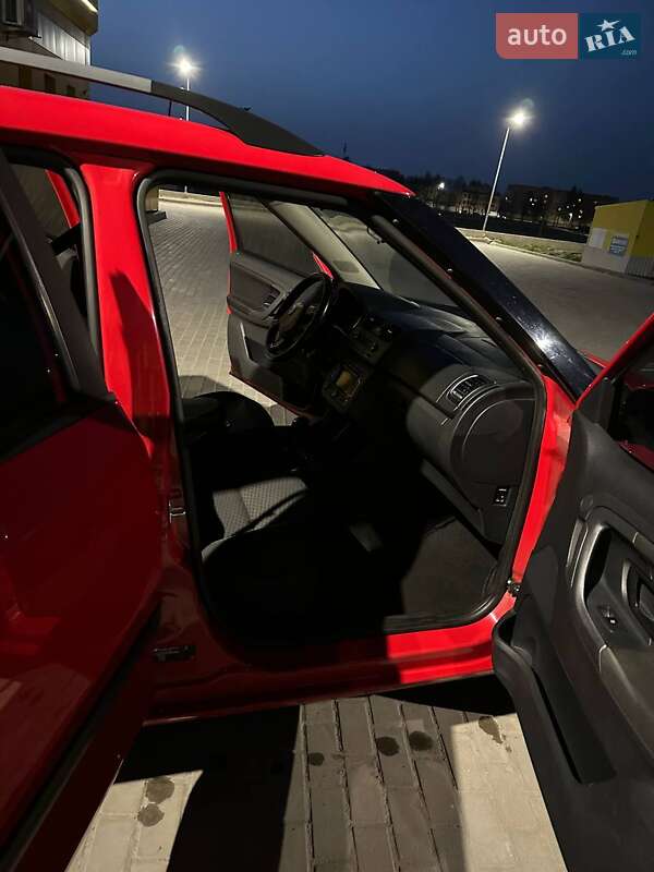 Універсал Skoda Fabia 2011 в Рівному