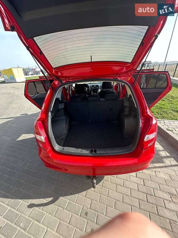 Універсал Skoda Fabia 2011 в Рівному
