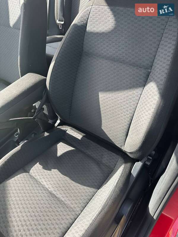 Універсал Skoda Fabia 2011 в Рівному