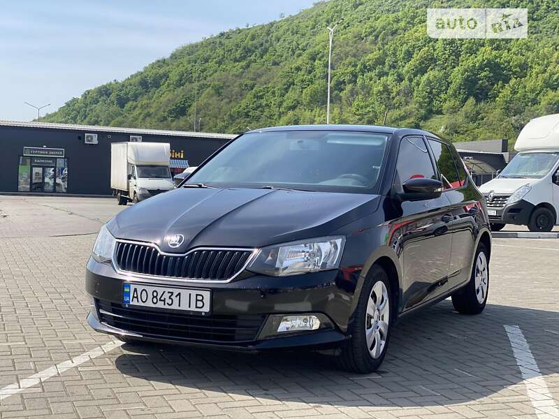 Хэтчбек Skoda Fabia 2016 в Мукачево