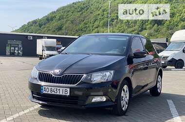 Хэтчбек Skoda Fabia 2016 в Мукачево