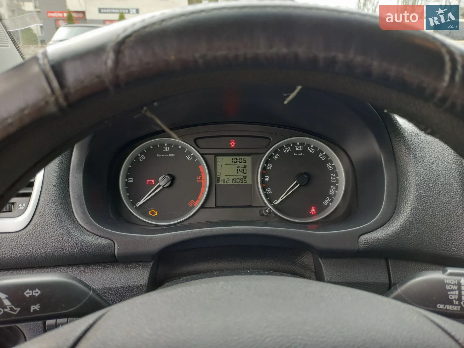 2010 Skoda Fabia - мініатюра 5