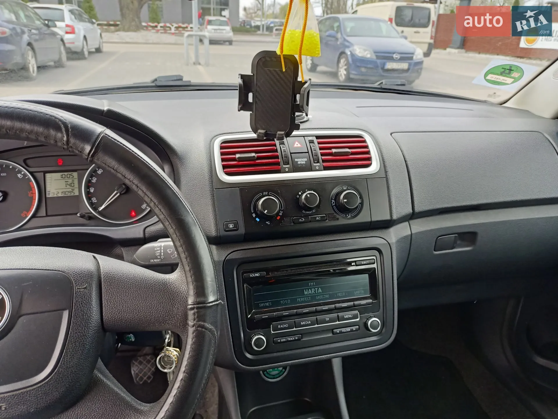 2010 Skoda Fabia - мініатюра 4