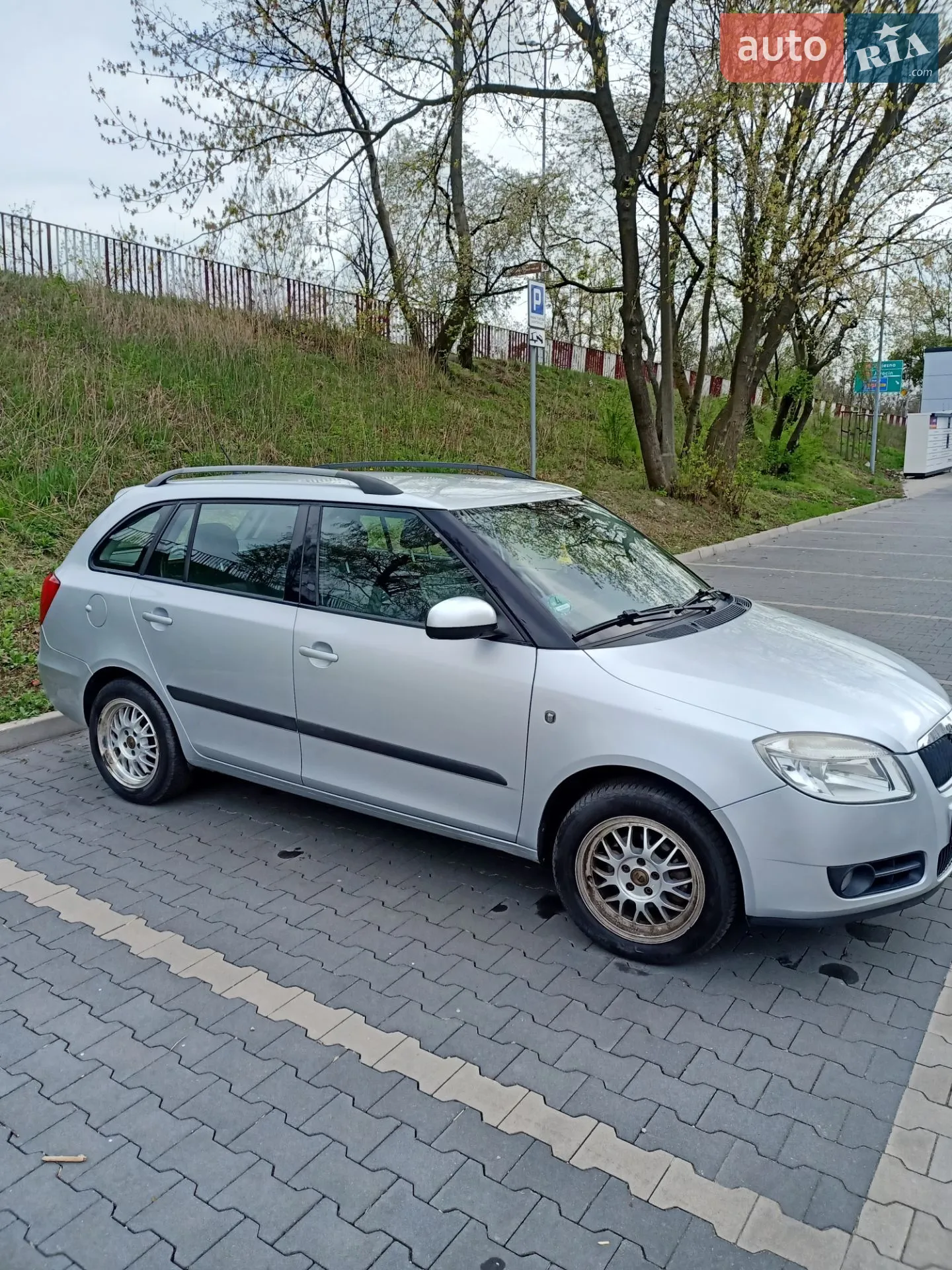 2010 Skoda Fabia - мініатюра 10