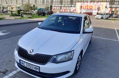 Універсал Skoda Fabia 2016 в Луцьку