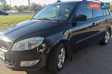 Универсал Skoda Fabia 2010 в 