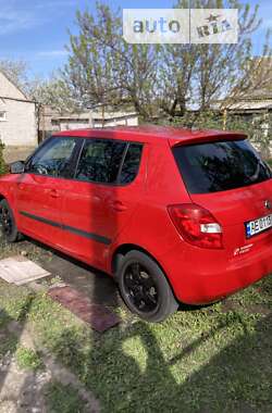 Хетчбек Skoda Fabia 2009 в Дніпрі