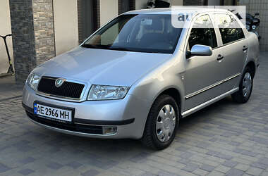 Седан Skoda Fabia 2004 в Дніпрі