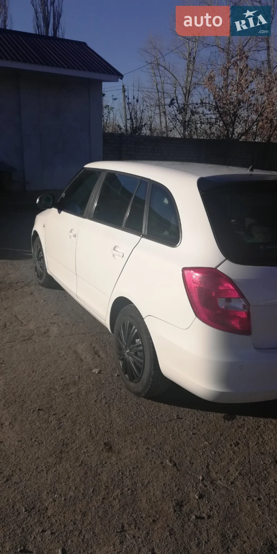 2014 Skoda Fabia - мініатюра 2