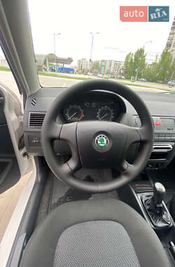 Універсал Skoda Fabia 2007 в Сумах