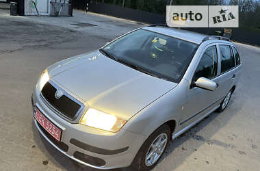 Универсал Skoda Fabia 2006 в Червонограде