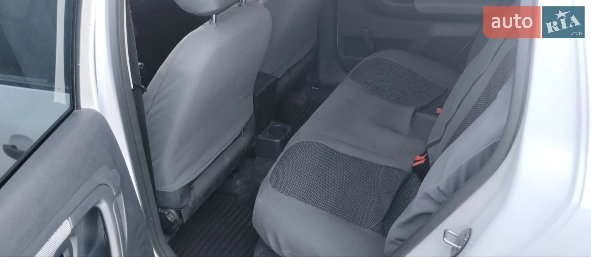 2014 Skoda Fabia - мініатюра 12